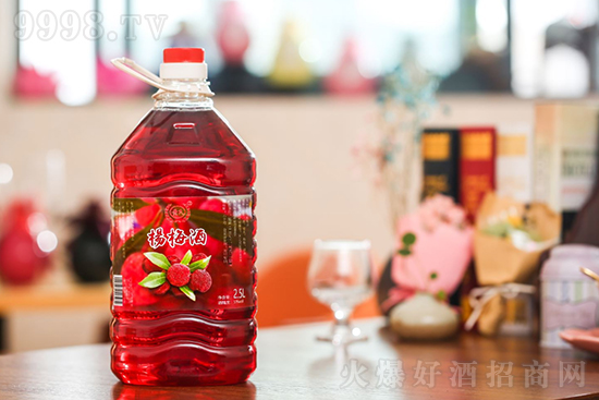 12���S�ϻ����ƃr���S�ϗ�÷�ƵͶ�Ůʿ����2.5L�r�񣬶����X��